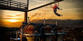 Nenormálne zábery od víťazov súťaže Red Bull Illume Category víťazi súťaže red bull illume