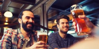 Najlepšie drinky, vďaka ktorým zažiješ nezabudnuteľnú silvestrovskú noc tipy na alkohol na silvester